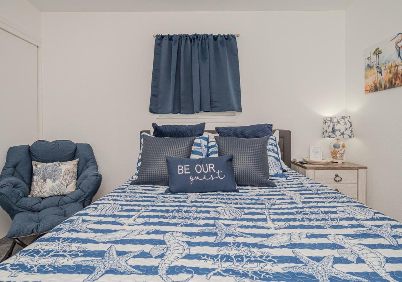 Вілла Knot Bay Haven, Dog Friendly, Hot Tub, Fenced Yard, Patio And Grill, 3 Br Рокпорт Екстер'єр фото