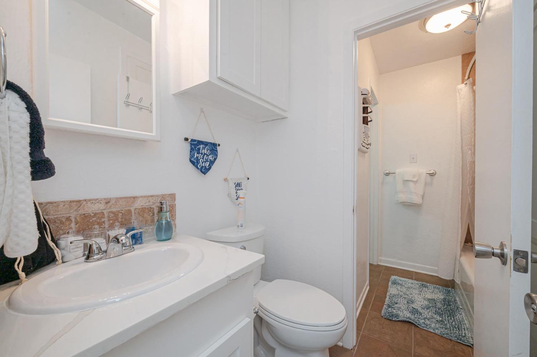 Вілла Knot Bay Haven, Dog Friendly, Hot Tub, Fenced Yard, Patio And Grill, 3 Br Рокпорт Екстер'єр фото